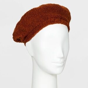 NWT Wild Fable Teddy Fleece Beret